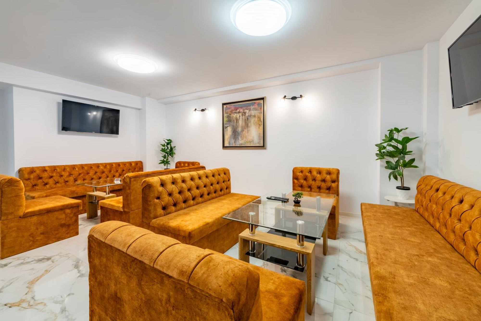 Ариа Hotel Veliko Tarnovo Buitenkant foto