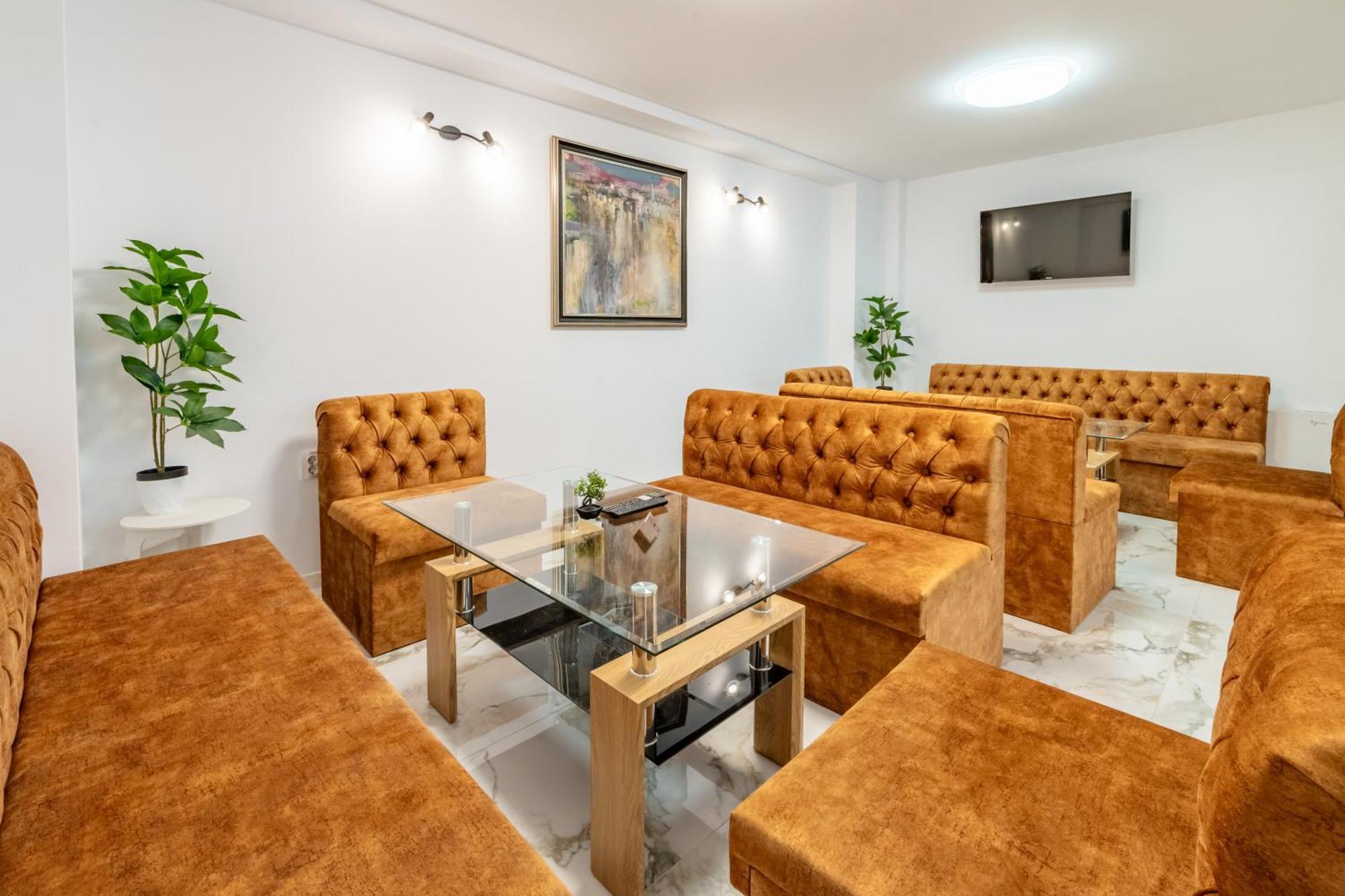 Ариа Hotel Veliko Tarnovo Buitenkant foto