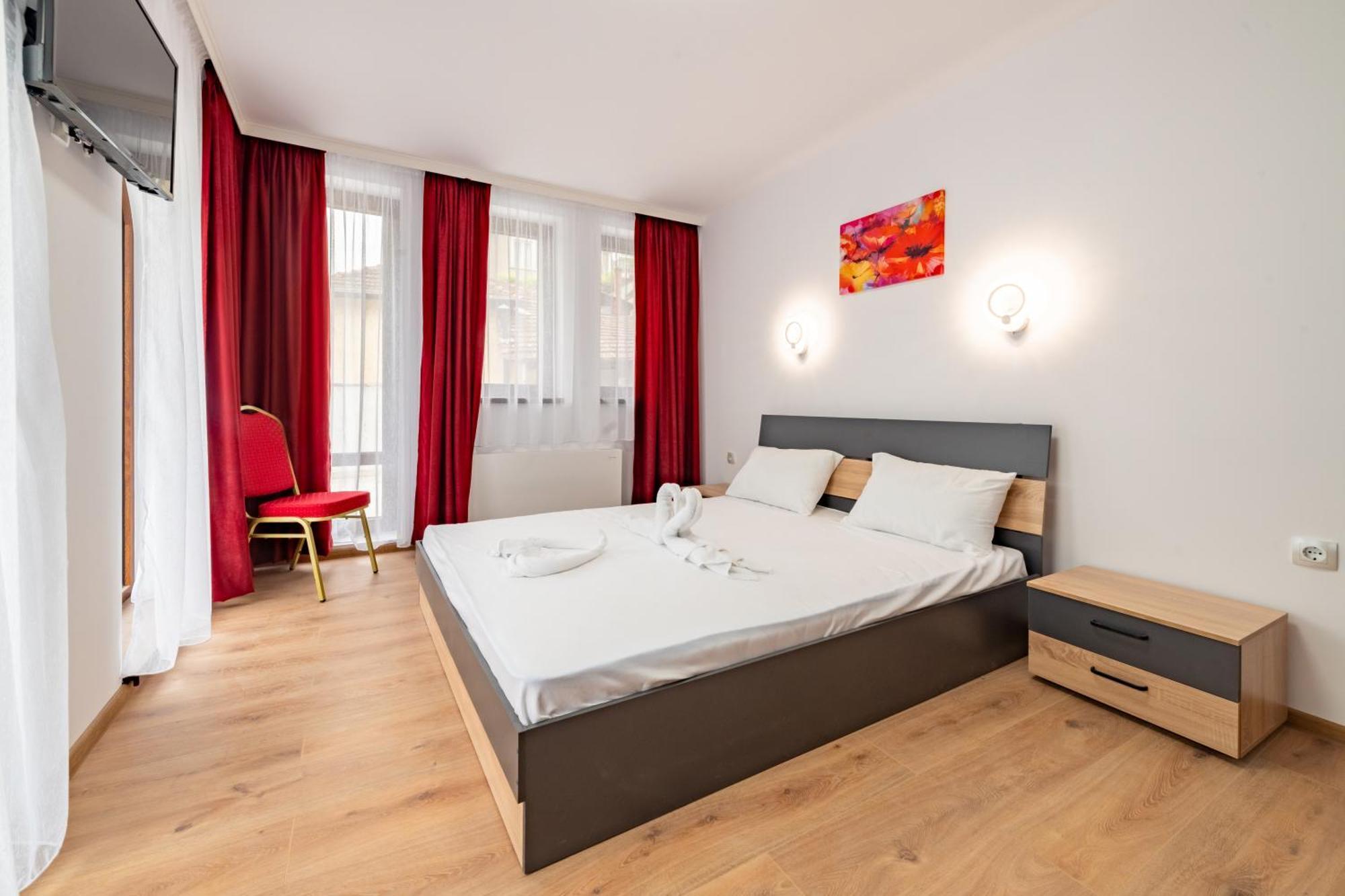 Ариа Hotel Veliko Tarnovo Buitenkant foto
