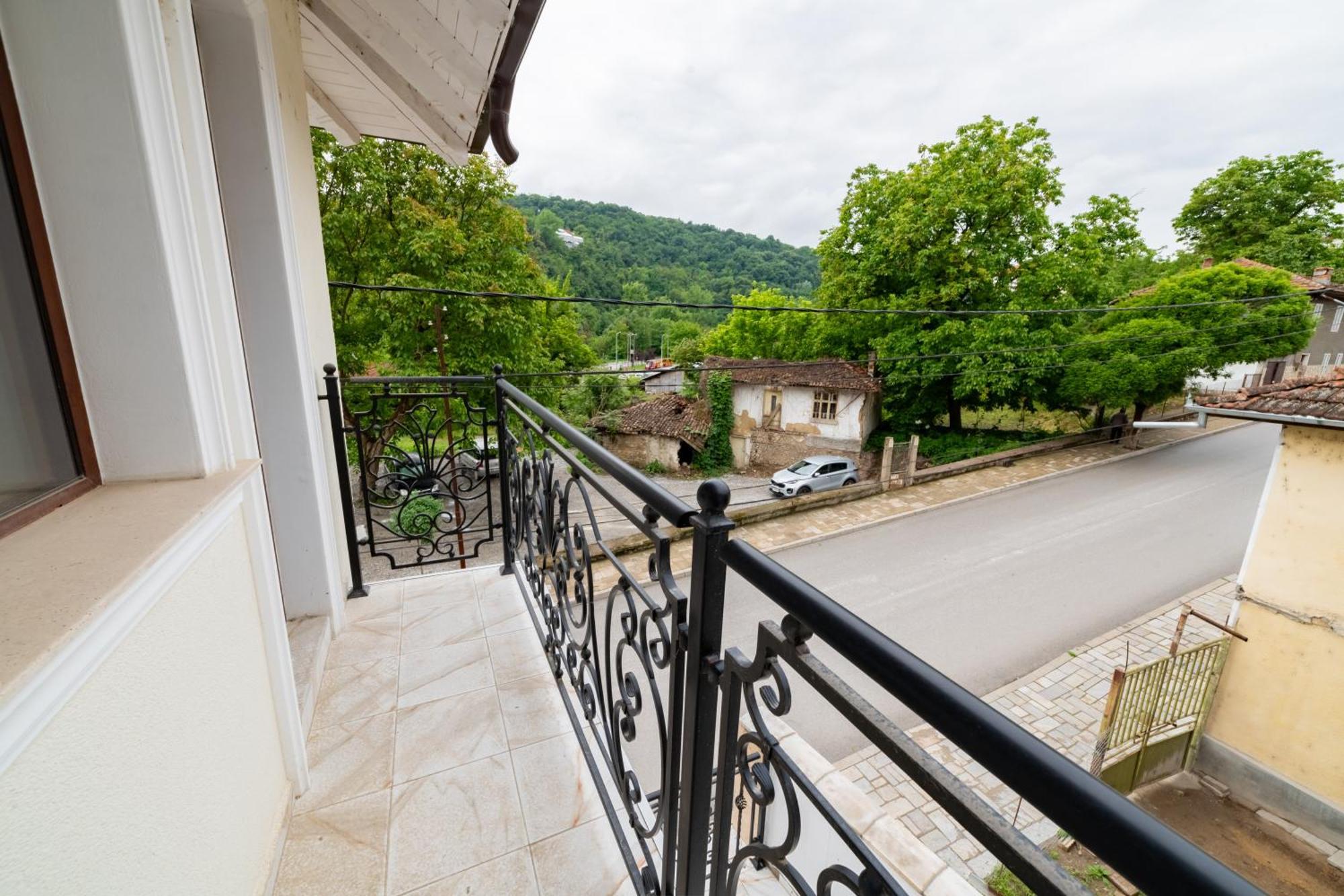 Ариа Hotel Veliko Tarnovo Buitenkant foto